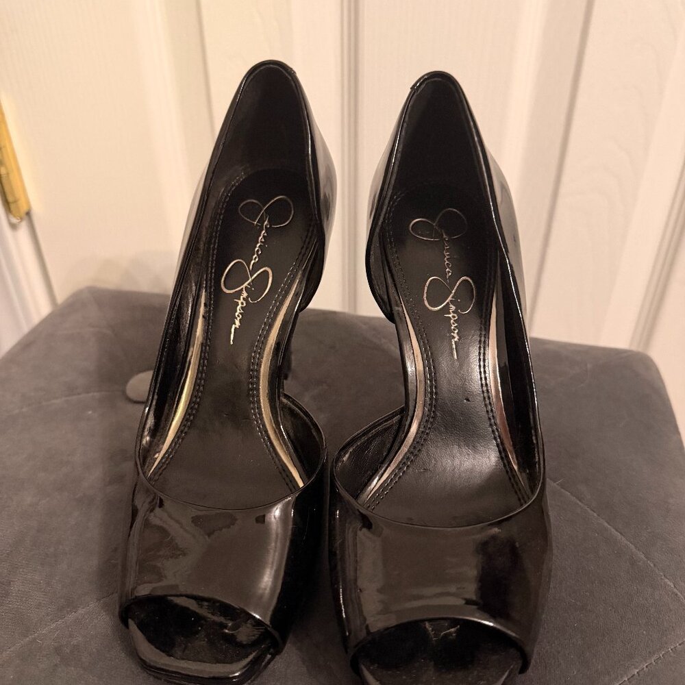 Jessica Simpson - Walda Pump